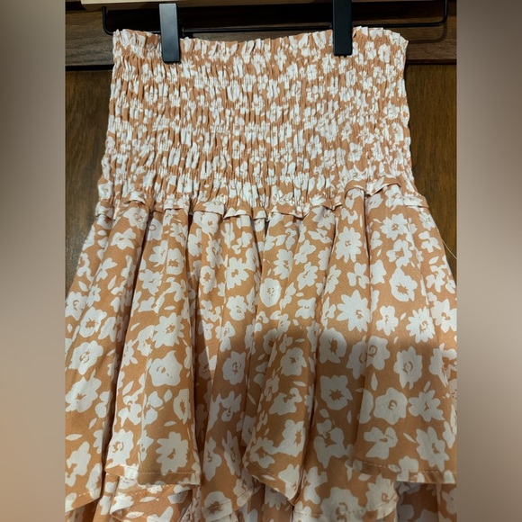 Make an offer! By Together tiered ruffle skirt in creamy orange Sizes Sm/M - Picture 4 of 6
